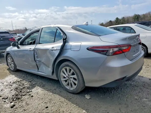 4T1C11AK4PU165760 2023 TOYOTA CAMRY - Image 2