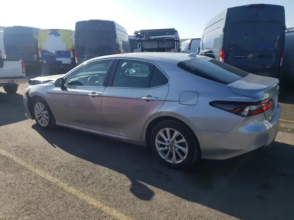 4T1C11AK4PU173714 2023 TOYOTA CAMRY - Image 2