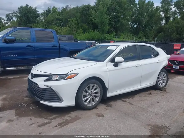 4T1C11AK4PU726961 2023 TOYOTA CAMRY - Image 2