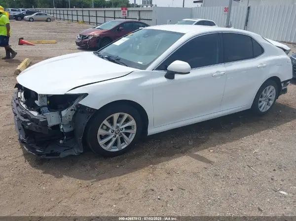 4T1C11AK4PU740987 2023 TOYOTA CAMRY - Image 2