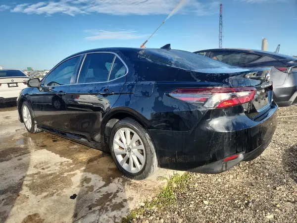 4T1C11AK4PU755652 2023 TOYOTA CAMRY - Image 2