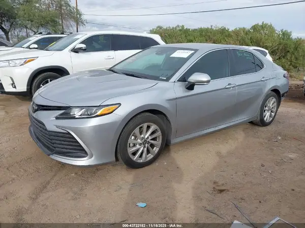 4T1C11AK4PU832374 2023 TOYOTA CAMRY - Image 2