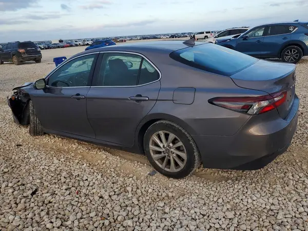 4T1C11AK4RU215673 2024 TOYOTA CAMRY - Image 2