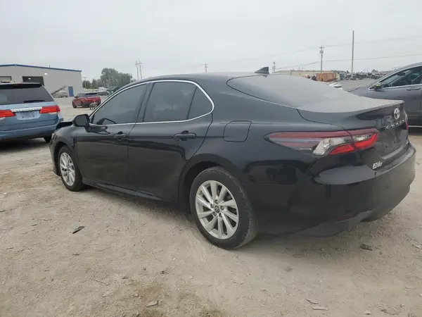 4T1C11AK4RU216533 2024 TOYOTA CAMRY - Image 2