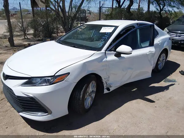 4T1C11AK4RU223157 2024 TOYOTA CAMRY - Image 2
