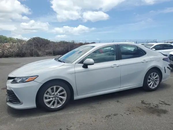 4T1C11AK4RU241092 2024 TOYOTA CAMRY - Image 1
