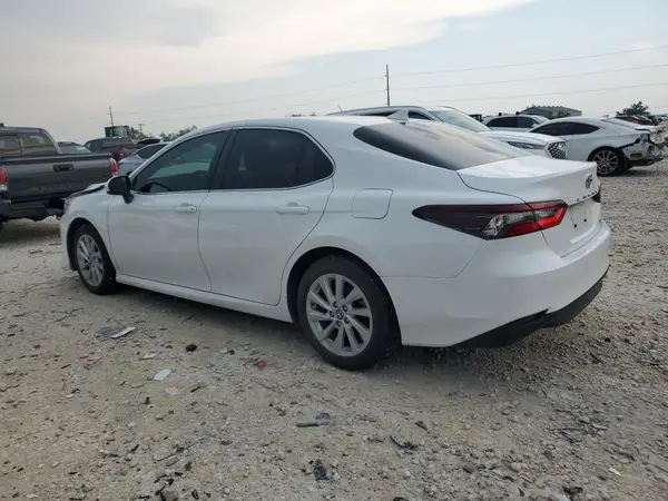 4T1C11AK4RU842700 2024 TOYOTA CAMRY - Image 2