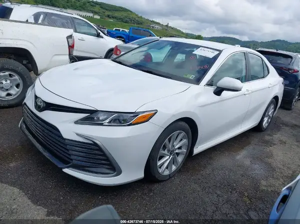 4T1C11AK4RU852207 2024 TOYOTA CAMRY - Image 2