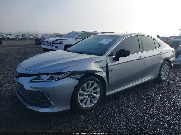 4T1C11AK4RU855351 2024 TOYOTA CAMRY - Image 2