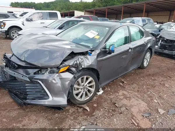4T1C11AK4RU867547 2024 TOYOTA CAMRY - Image 2