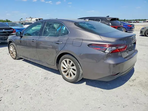 4T1C11AK4RU882274 2024 TOYOTA CAMRY - Image 2