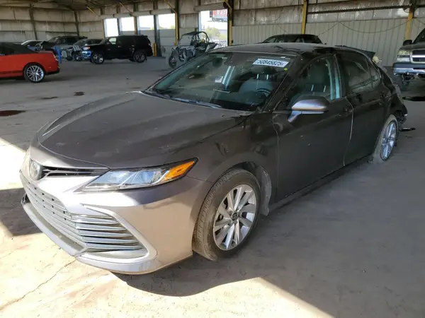4T1C11AK4RU885966 2024 TOYOTA CAMRY - Image 1