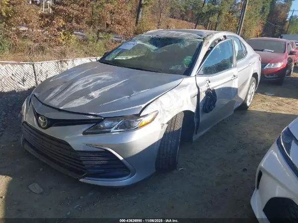 4T1C11AK4RU890875 2024 TOYOTA CAMRY - Image 2