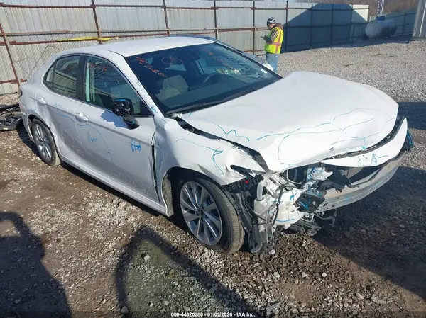4T1C11AK4RU894800 2024 TOYOTA CAMRY - Image 1