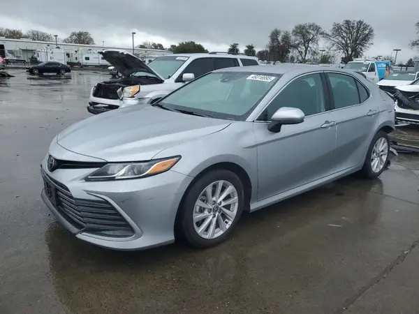 4T1C11AK4RU903981 2024 TOYOTA CAMRY - Image 1