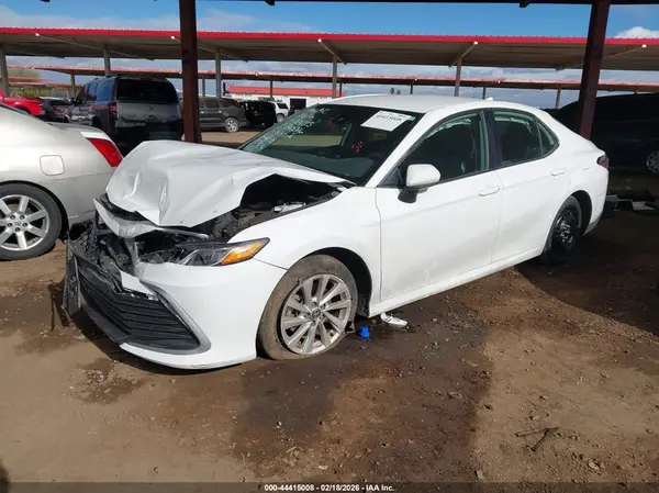 4T1C11AK4RU904225 2024 TOYOTA CAMRY - Image 2