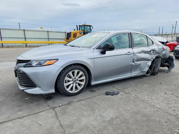4T1C11AK5LU328670 2020 TOYOTA CAMRY - Image 1