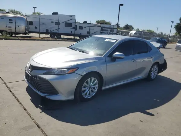 4T1C11AK5LU329852 2020 TOYOTA CAMRY - Image 1