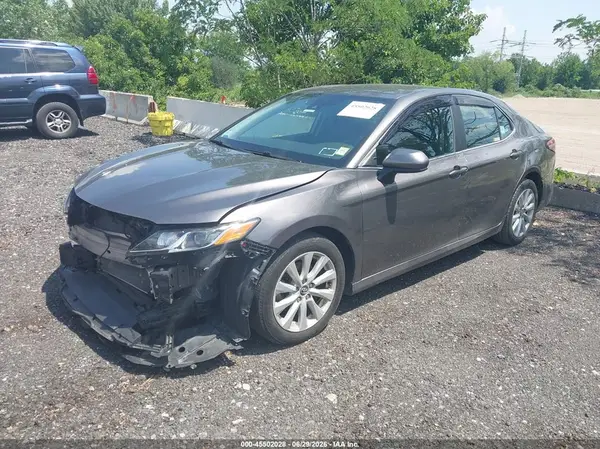 4T1C11AK5LU330239 2020 TOYOTA CAMRY - Image 2