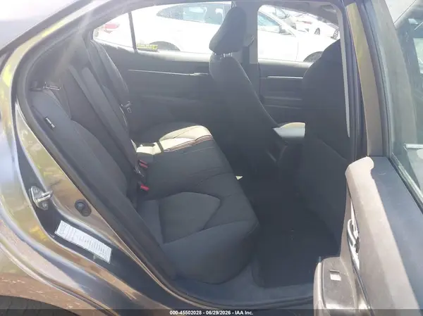 4T1C11AK5LU330239 2020 TOYOTA CAMRY - Image 8