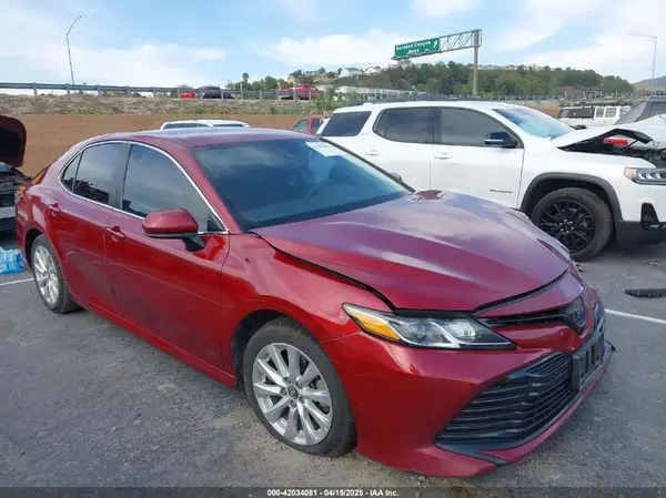 4T1C11AK5LU335103 2020 TOYOTA CAMRY - Image 1