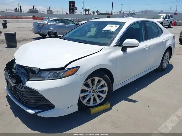 4T1C11AK5LU335554 2020 TOYOTA CAMRY - Image 2