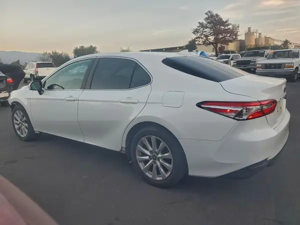 4T1C11AK5LU363189 2020 TOYOTA CAMRY - Image 2