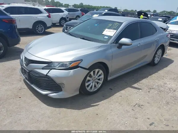 4T1C11AK5LU365542 2020 TOYOTA CAMRY - Image 2