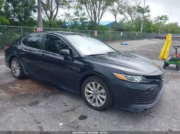 4T1C11AK5LU376945 2020 TOYOTA CAMRY - Image 1