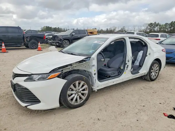 4T1C11AK5LU382180 2020 TOYOTA CAMRY - Image 1