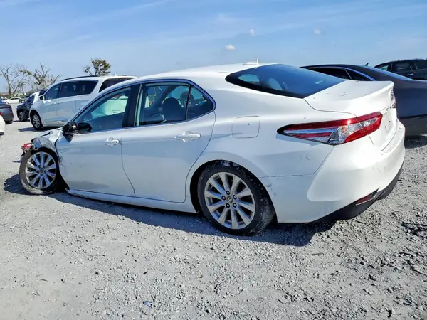 4T1C11AK5LU384494 2020 TOYOTA CAMRY - Image 2