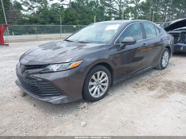 4T1C11AK5LU870254 2020 TOYOTA CAMRY - Image 2