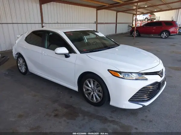 4T1C11AK5LU891606 2020 TOYOTA CAMRY - Image 1