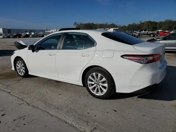 4T1C11AK5LU902135 2020 TOYOTA CAMRY - Image 2