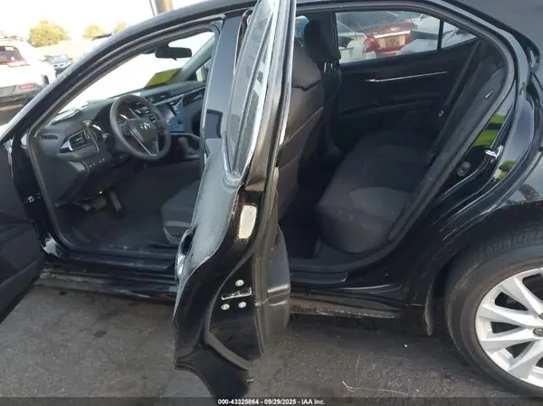 4T1C11AK5LU909344 2020 TOYOTA CAMRY - Image 8