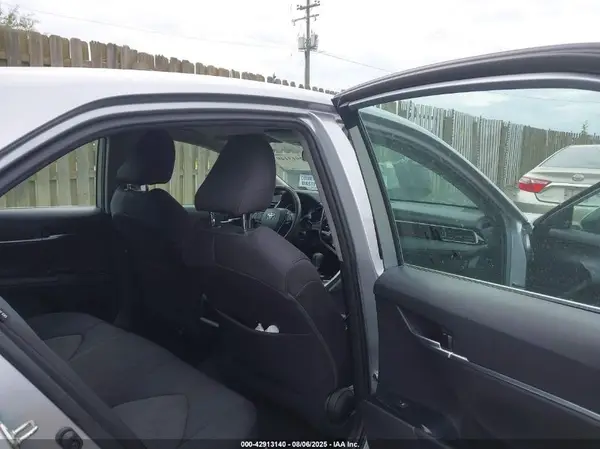 4T1C11AK5LU910400 2020 TOYOTA CAMRY - Image 8
