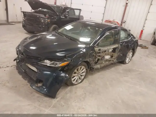 4T1C11AK5LU926564 2020 TOYOTA CAMRY - Image 2