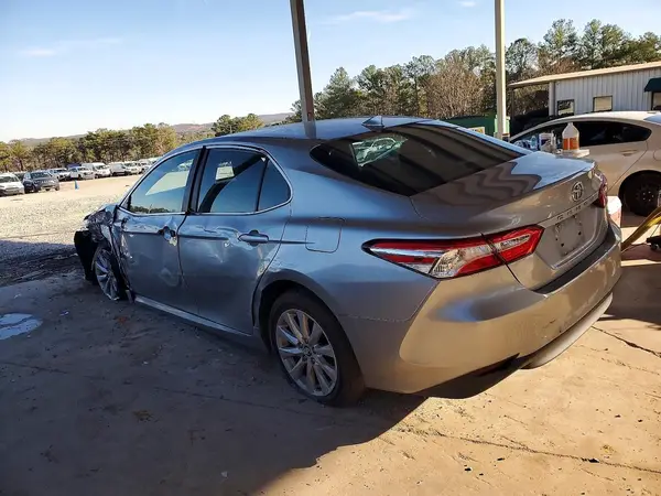 4T1C11AK5LU930369 2020 TOYOTA CAMRY - Image 2