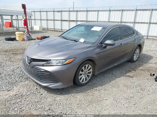 4T1C11AK5LU935216 2020 TOYOTA CAMRY - Image 2