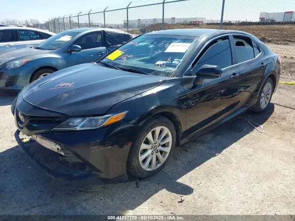 4T1C11AK5LU938441 2020 TOYOTA CAMRY - Image 2