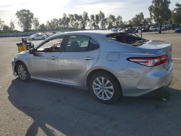 4T1C11AK5LU949911 2020 TOYOTA CAMRY - Image 2