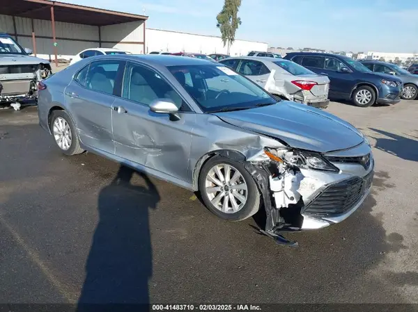 4T1C11AK5LU952968 2020 TOYOTA CAMRY - Image 1