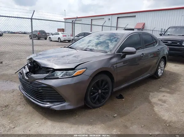 4T1C11AK5LU955725 2020 TOYOTA CAMRY - Image 2