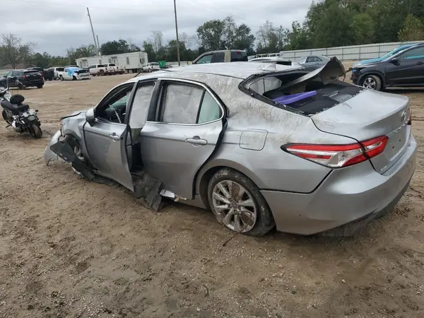 4T1C11AK5LU972587 2020 TOYOTA CAMRY - Image 2
