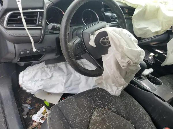 4T1C11AK5LU972587 2020 TOYOTA CAMRY - Image 8