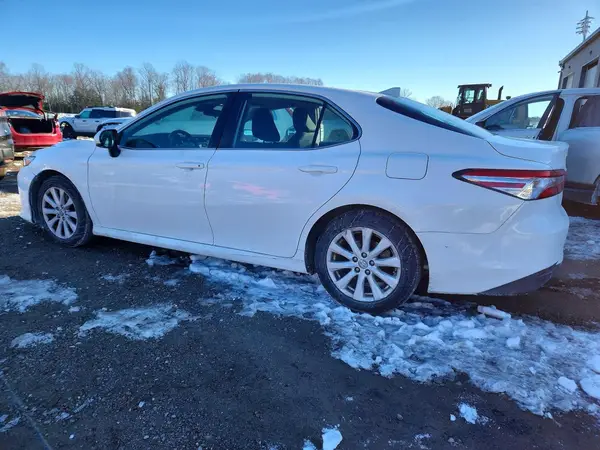 4T1C11AK5LU975019 2020 TOYOTA CAMRY - Image 2