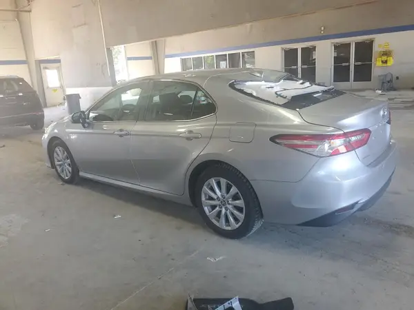 4T1C11AK5LU981063 2020 TOYOTA CAMRY - Image 2