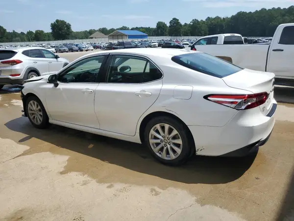 4T1C11AK5LU986702 2020 TOYOTA CAMRY - Image 2