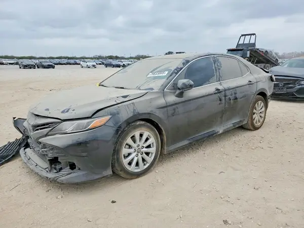 4T1C11AK5LU989437 2020 TOYOTA CAMRY - Image 1