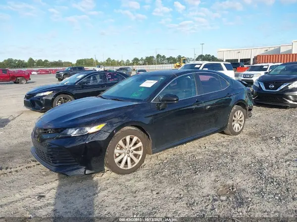 4T1C11AK5LU989695 2020 TOYOTA CAMRY - Image 2